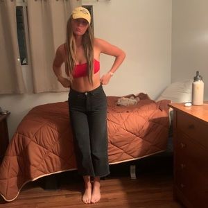 Meet your Posher, Alexia